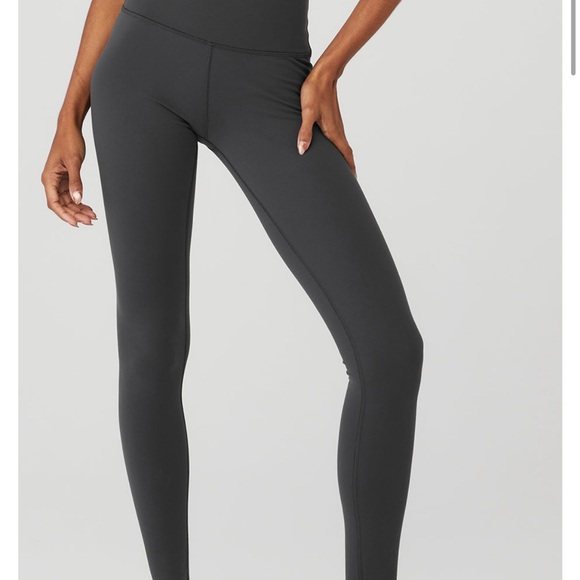 ALO Women’s gray “Airbrush” high-waisted leggings. - Picture 4 of 4